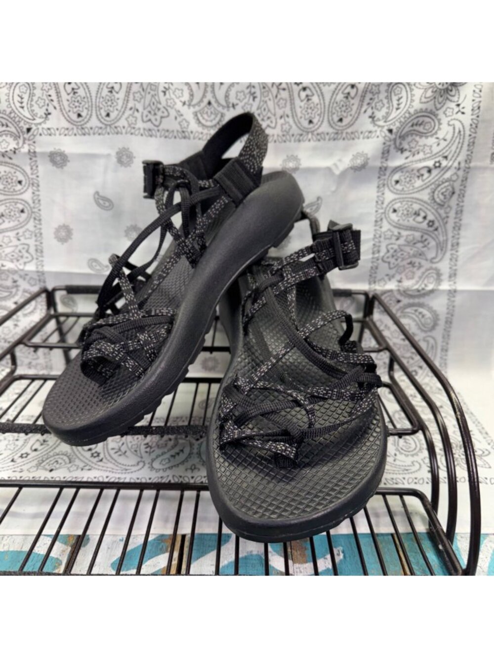 Chaco Womens Size 8 Sport/Beach/Hiking Sandals ZX/3 Classic Black J105524